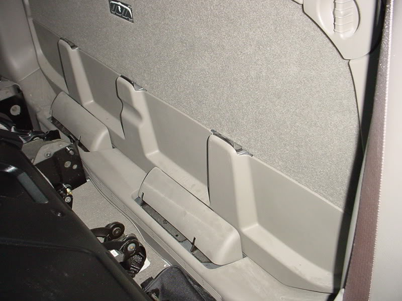 2002 UP AVALANCHE BEHIND SEAT NON-MIDGATE 2x10