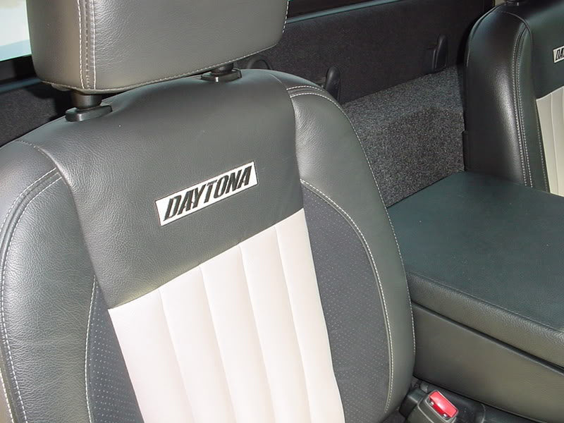 2002 & UP Dodge Regular Cab Carpeted Subwoofer Box sub Box 2X12"