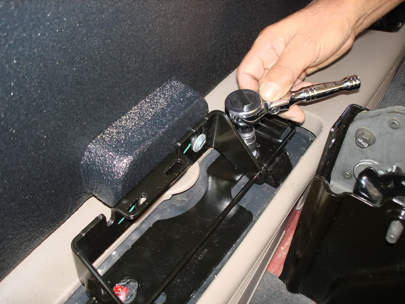 02-2016 Avalanche / Cadillac EXT 2-12'' Sub Box