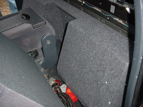 1994-2006 Chevy Regular Cab 2-10" DF Sub Box Carpeted