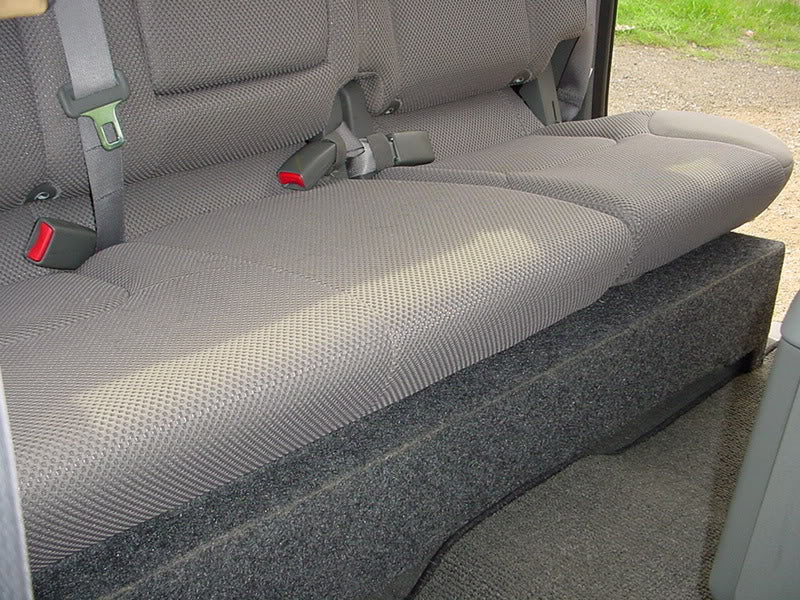 2005-2012 Nissan Frontier 2X10 Carpeted