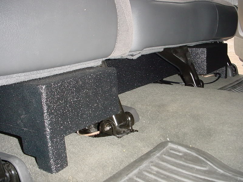 2001-2007 Chevy Crew Cab Non-HD 2X 10" Down Fire Sub Box Carpeted