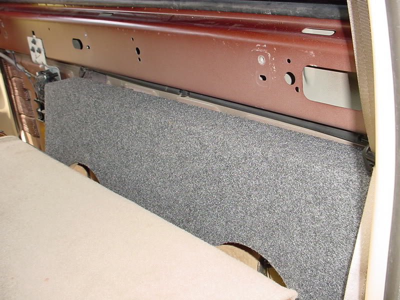 04-15 F250/F350 SUPER DUTY BEHIND SEAT 2X8 Carpeted